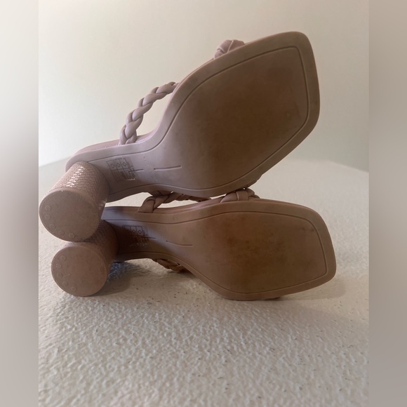 Dolce Vita Women's Braided Sandals in Tan - Picture 7 of 10